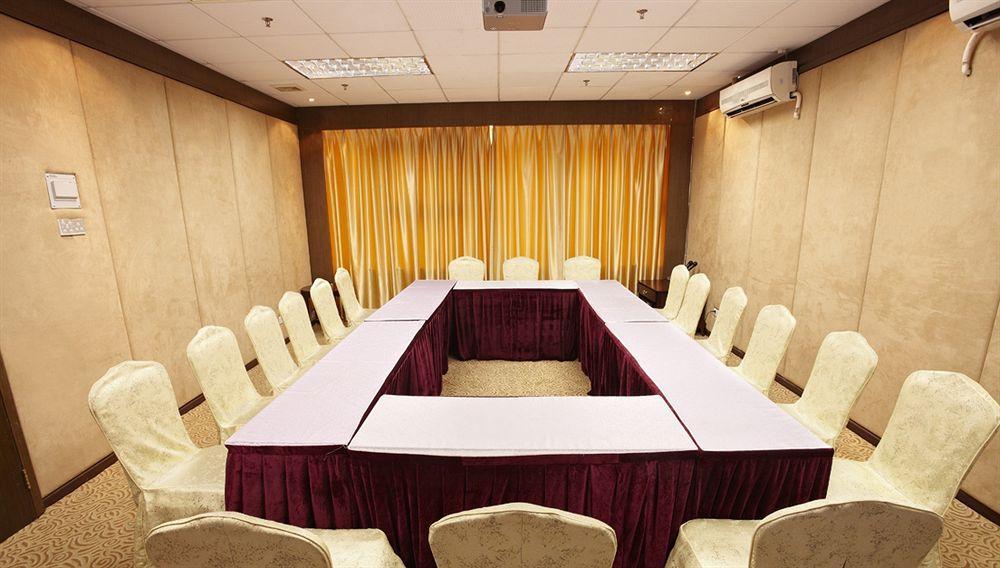 Warm Yes Business Hotel Гуанчжоу Экстерьер фото